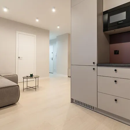 Apartment Chopina Glamour By Bookinghost *